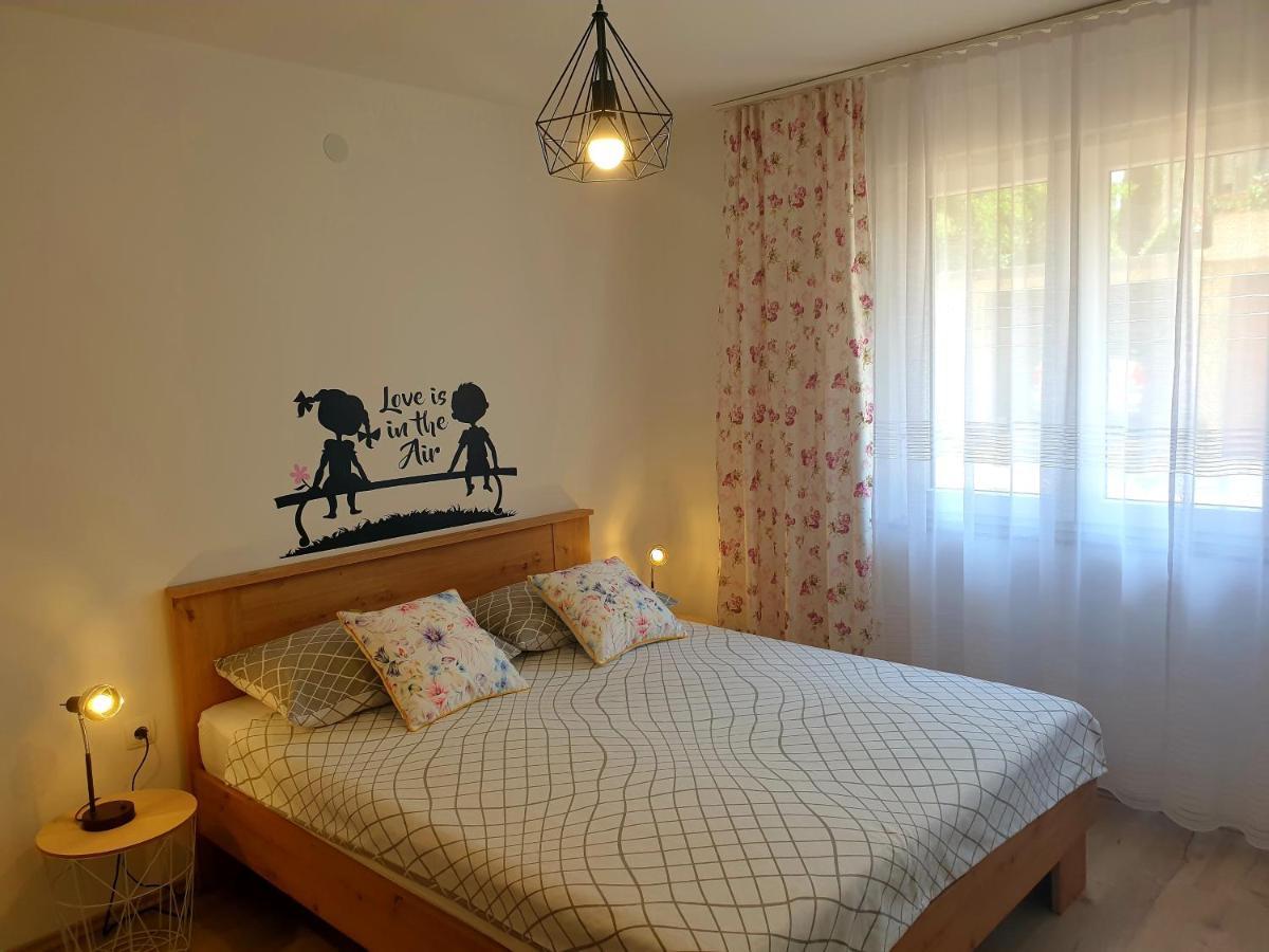 Apartment Mon Cheri-Located In A Quiet Neighbourhood Near Beaches Free Parking Pula Ngoại thất bức ảnh